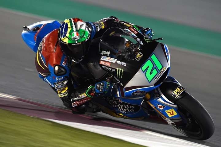 Moto2 Qatar FP1: Luthi subito in testa, bene Morbidelli