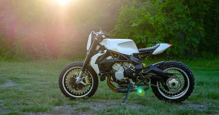 MV Agusta Brutale 800: special per beneficienza