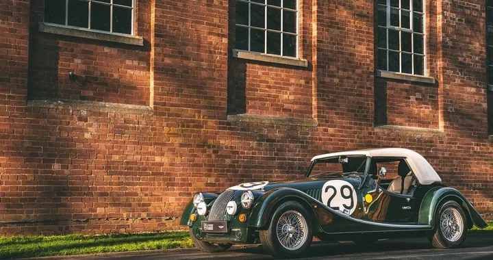 Morgan Plus Four LM62: caratteristiche, dotazioni e prezzi