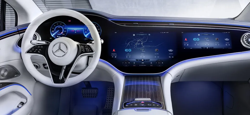 Mercedes-Benz EQS: gli interni