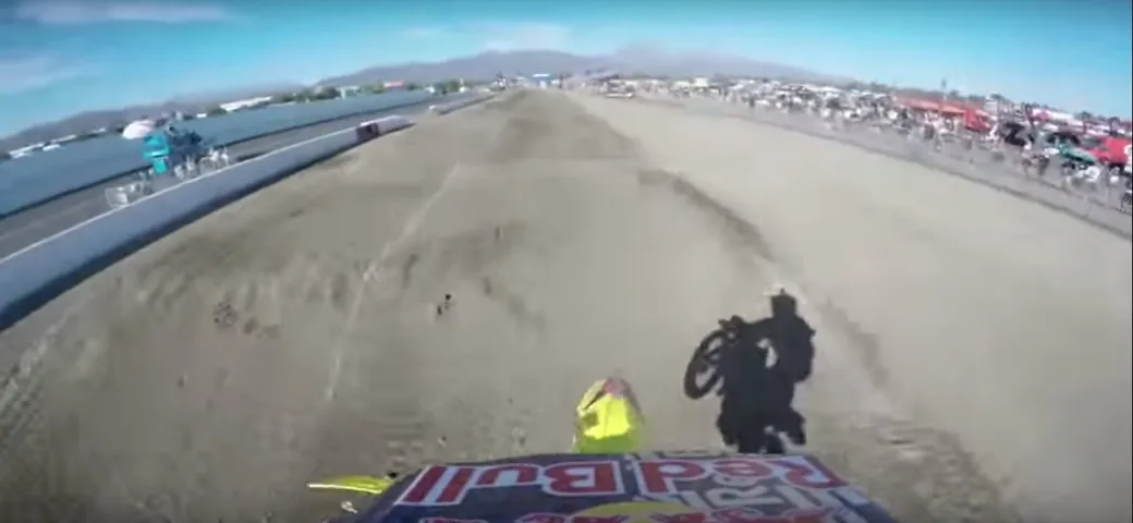 Travis Pastrana danza al Red Bull Straight Rhythm [Video]