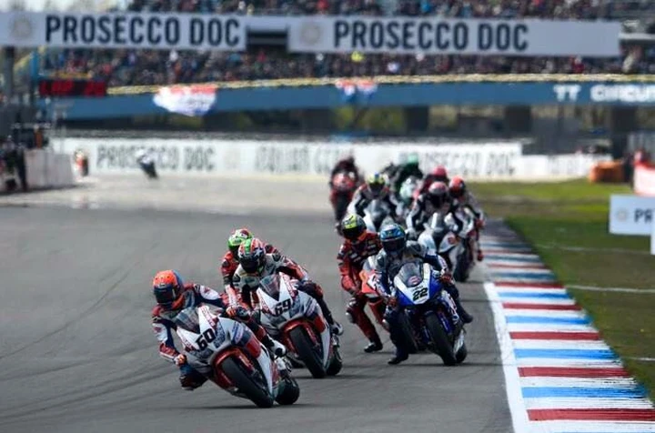 Regolamenti SBK: da Imola si cambia