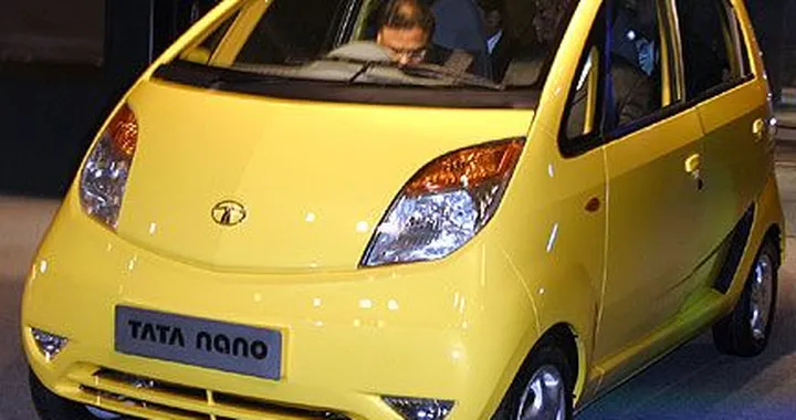 CarMagazine prova su strada la Tata Nano