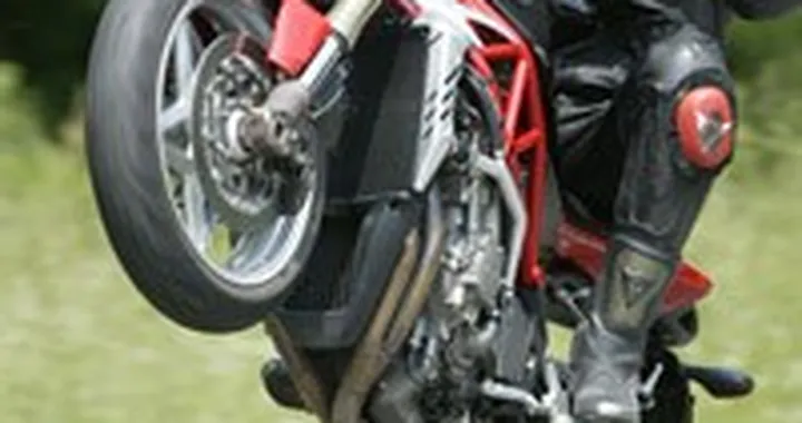 MV Agusta Brutale 910 - Adrenalina pura!