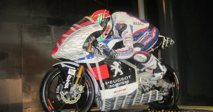 Oral Engineering-Università di Perugia, accordo racing. Test in galleria del vento della Moto3 Peugeot Oral FTR