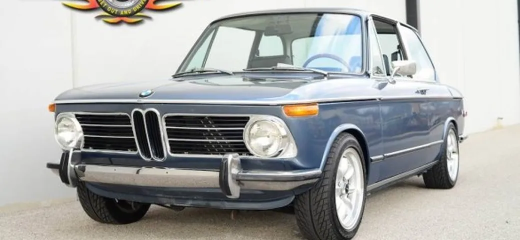 BMW 2002tii: in vendita l'esemplare di uno fra i componenti dei Green Day