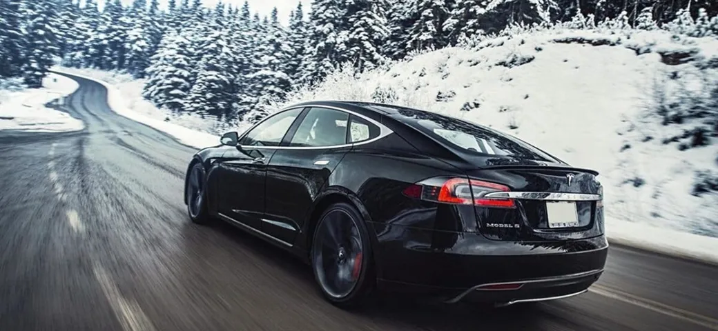 Auto elettriche: il segreto per far durare di più la batteria? Guidare “nervosi”