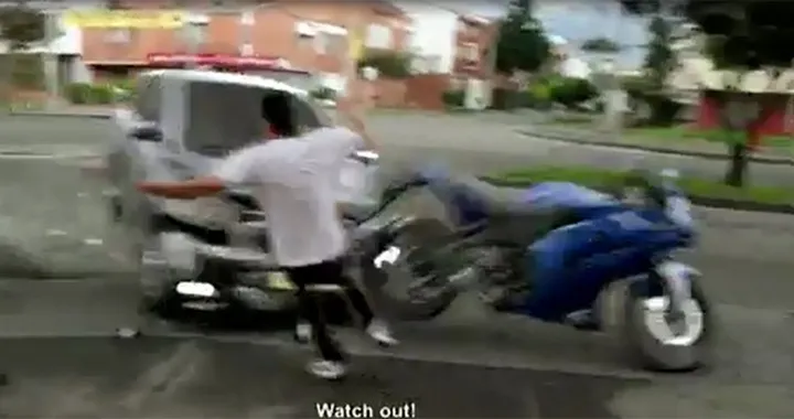 Kawasaki Ninja 250, sogno spazzato via un attimo [Video]