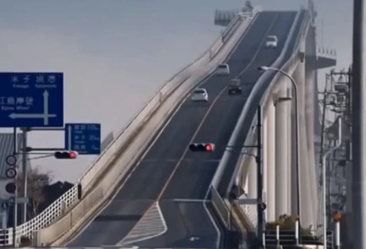Il ponte più ripido al mondo si trova in Giappone?