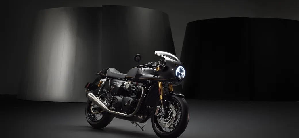 Triumph: il progetto TFC parte con Thruxton e Rocket III