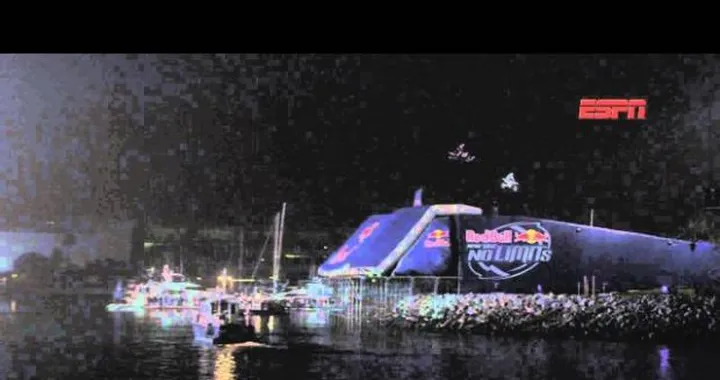 Doppio salto di capodanno con record per Robbie Maddison e Levi LaVallee