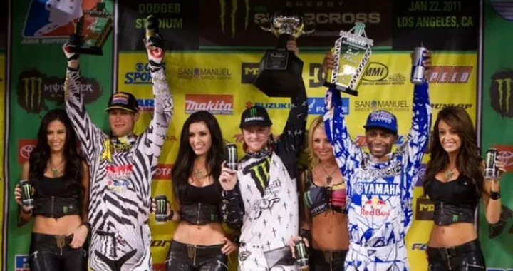 3° Round AMA/FIM Supercross 2011: Villopoto regna a Los Angeles