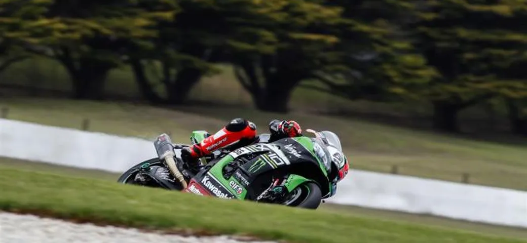 Test WSBK Day-1: Kawasaki davanti, poi BMW. Ducati insegue