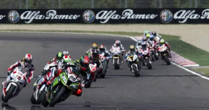 La SBK 2014 cambia orari: Gara-1 alle 10:30, Gara-2 alle 13:10