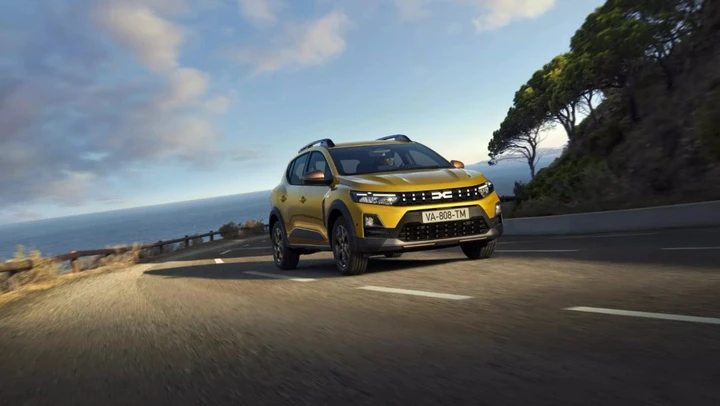 Nuove Sandero Streetway e Stepway 2026: motori più potenti e prezzi da 14.800 euro