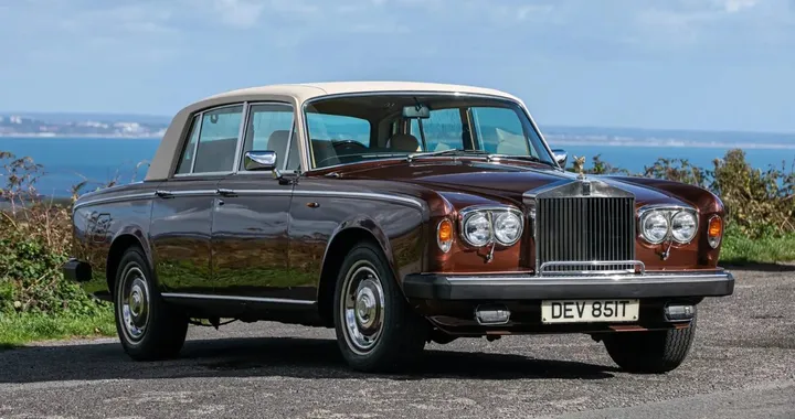 All’asta la Rolls-Royce di Noel Gallagher: quanto vale l’auto simbolo degli Oasis