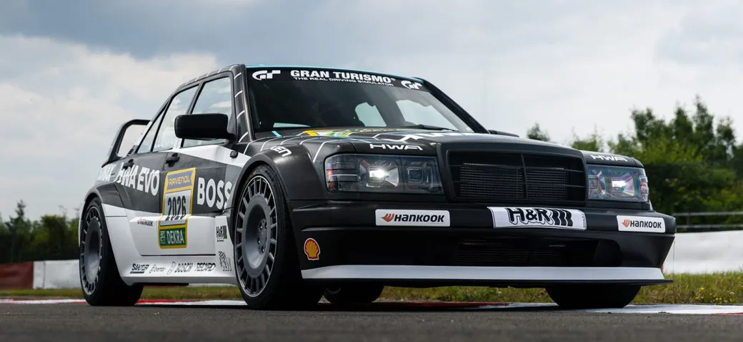 Mercedes 190E Evo ritorna in pista al Nürburgring la 