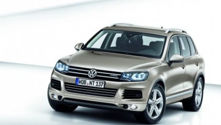 Volkswagen: le prime immagini della nuova Touareg
