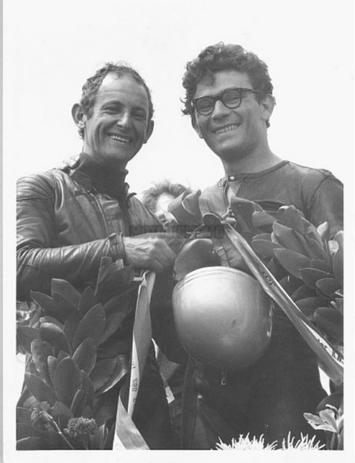 Amarcord: quando nel ’69 il “canguro” Kel Carruthers riporta l’iride 250 alla Benelli con la “ciliegina” del TT