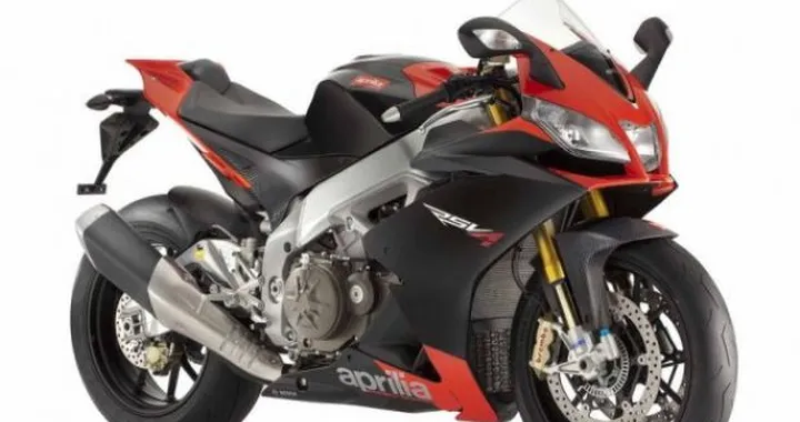 Il gruppo Piaggio al MotoDays 2011 con le big Aprilia e Moto Guzzi