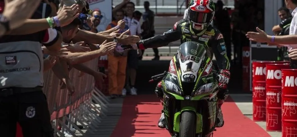SBK Portimao 2018: Rea irraggiungibile in Gara-1, Melandri 2°