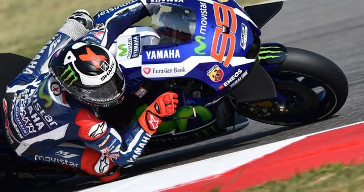 MotoGP Misano, Jorge Lorenzo pole da record davanti a Rossi-show. Marquez… “spettatore” interessato