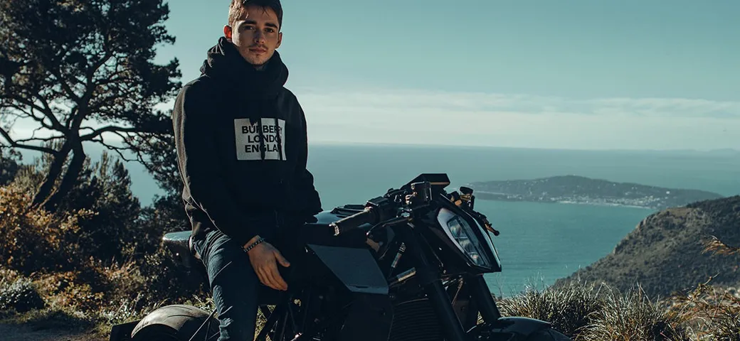 Una special su base Husqvarna Vitpilen per Charles Leclerc