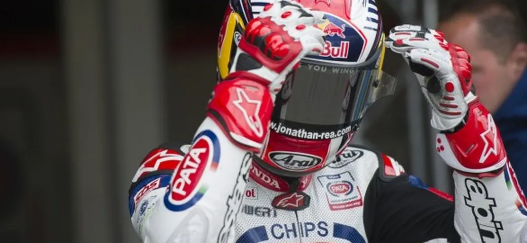 SBK, Monza: Rea davanti a Badovini nella FP1 bagnata