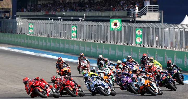 Ducati inarrestabile: tripletta in Thailandia con Marc Márquez al comando