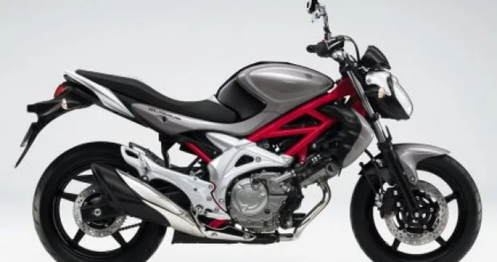 Nuove colorazioni per la Suzuki Gladius 2010