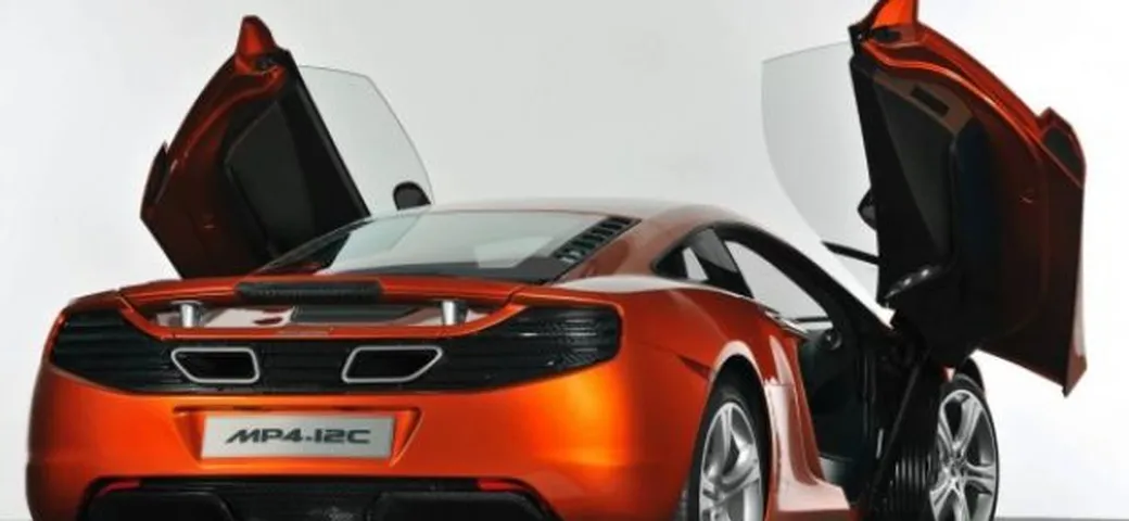 McLaren: tecnologia ibrida per le sportive inglesi