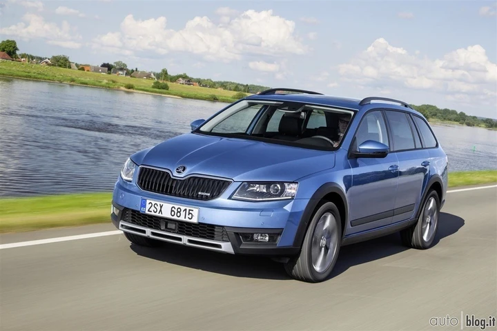 Skoda Octavia 2016: prezzi, foto e caratteristiche