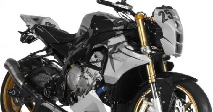 Wunderlich BMW S1000RR Piranha: all'Intermot la sportiva si spoglia