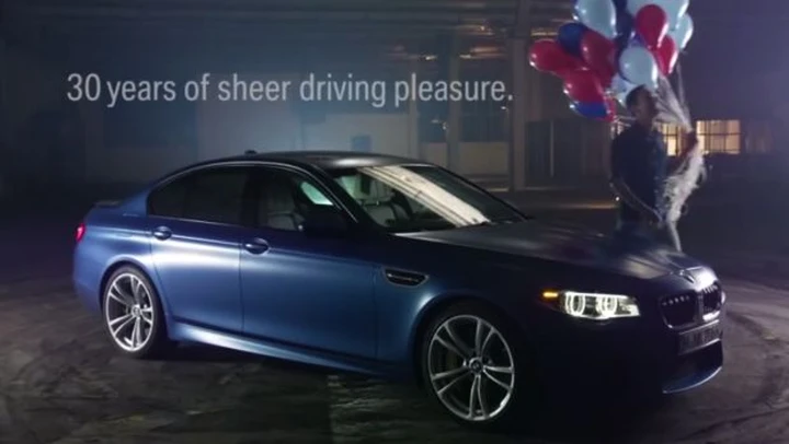 BMW M5:  i 30anni in video