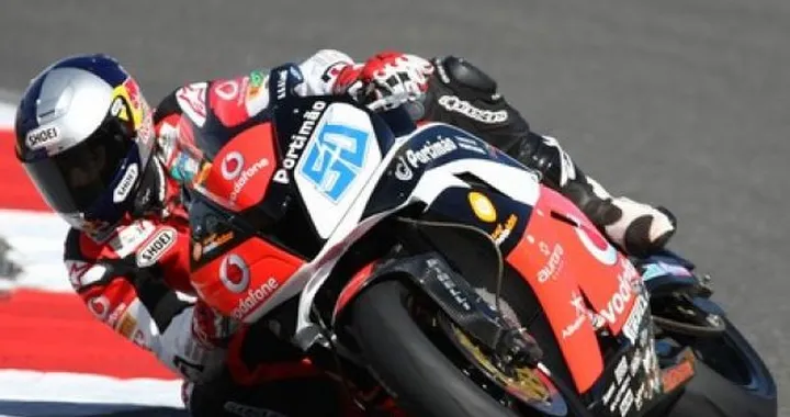 WSS: Laverty su Davies e Pirro, Triumph fa sul serio, bene Paola Cazzola