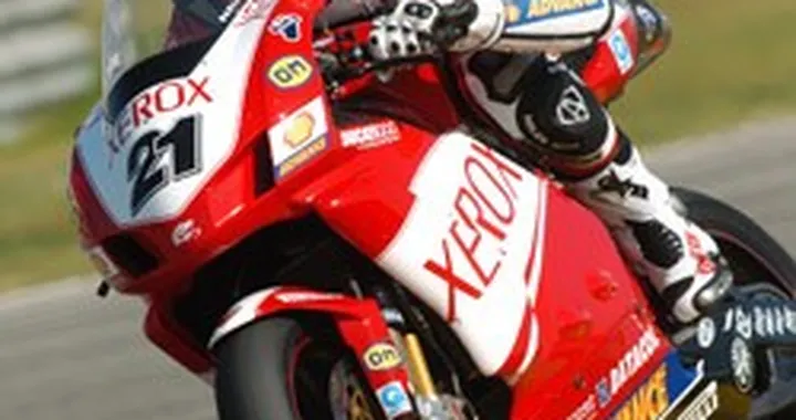 Test SBK: Bayliss domina, Biaggi quarto