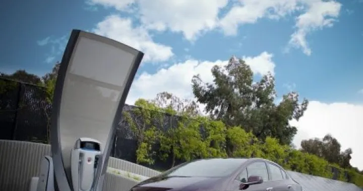 Honda: nuova stazione di idrogeno ad energia solare
