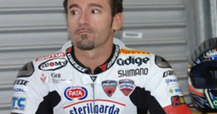 Biaggi sotto il record ufficiale di Phillip Island