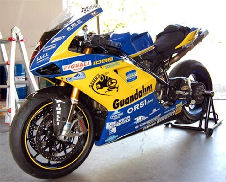 Il Team Guandalini vende una Ducati 1098 R WSTK nuova Km 0