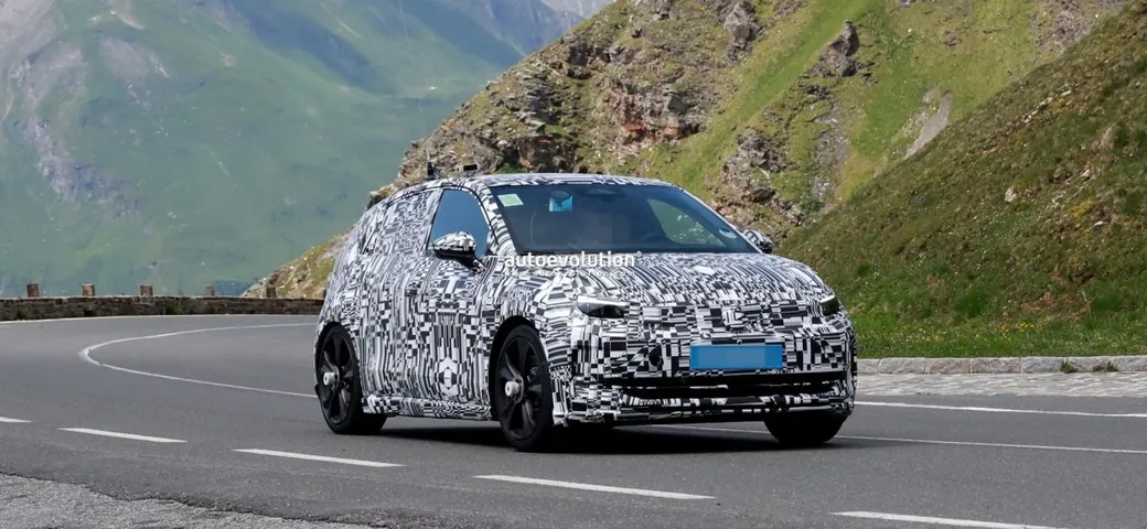 Volkswagen ID.2, l'esordio è sempre più vicino: sorpresa su strada