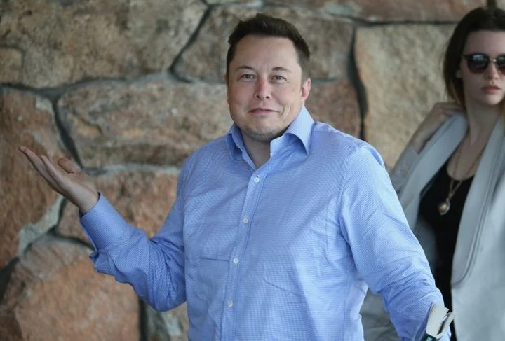 Tesla: sconti a chi porta nuovi clienti
