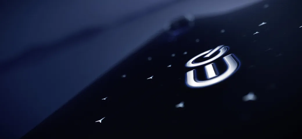 L'hyperscreen MBUX di Mercedes debutterà sulla EQS