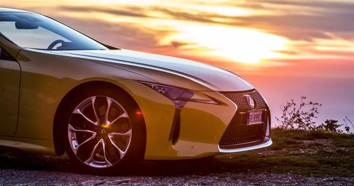Lexus Lc 500h - Emotional