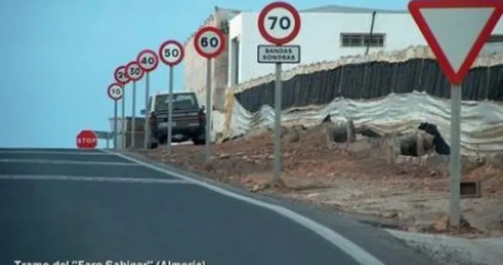Foto del giorno: da 70 a 0 km/h in 9 segnali
