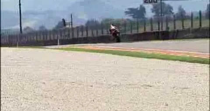 MV Agusta f4 312 RR vs Bimota Db7