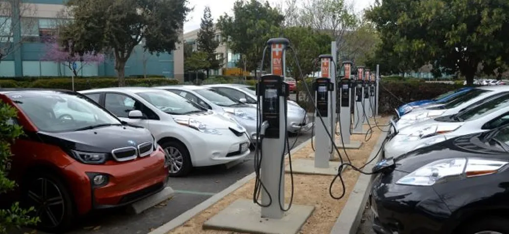 Auto elettriche: in arrivo la detrazione fiscale del 50% sull’acquisto?