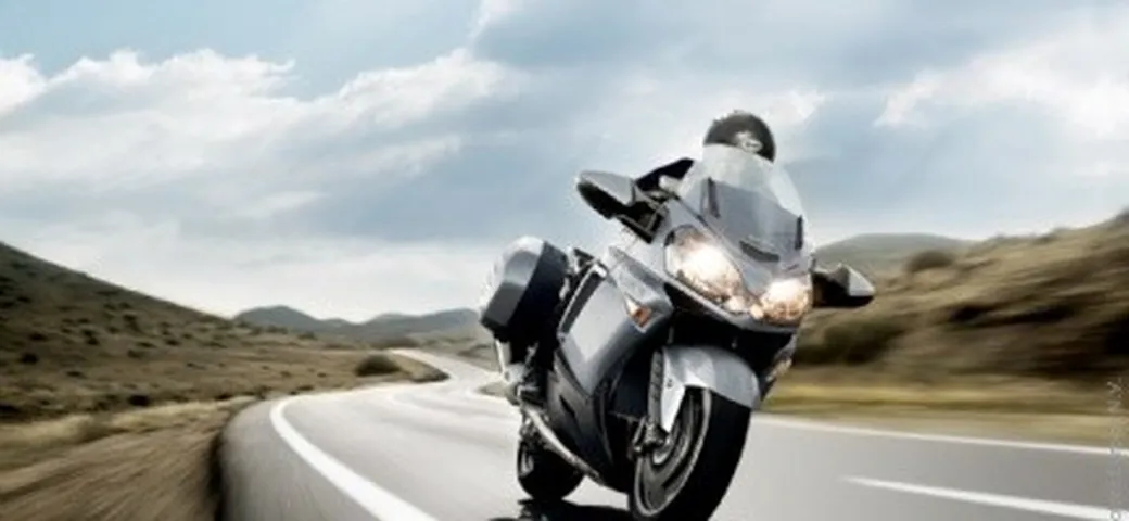 Kawasaki 1400GTR, supersport transcontinentale
