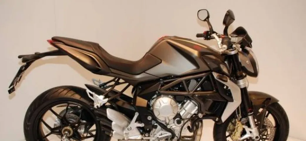 MV Agusta Brutale 675: Salone Milano Eicma 2011