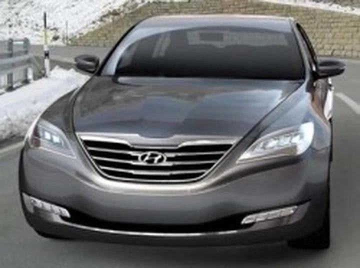 Hyundai V8 a quota 380 CV
