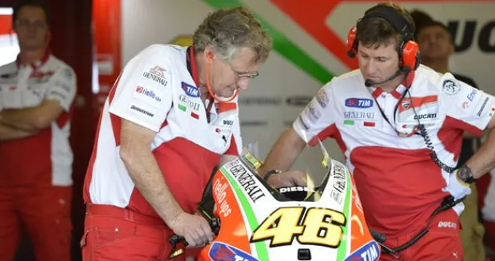 Ducati: nuovo telaio e nuovo forcellone per Rossi. Hayden sta recuperando
